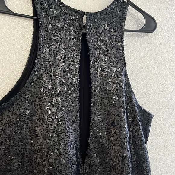 Free People Women's Medium Black Dress Liquid Shine Sequin Keyhole Back Mini - Picture 6 of 6